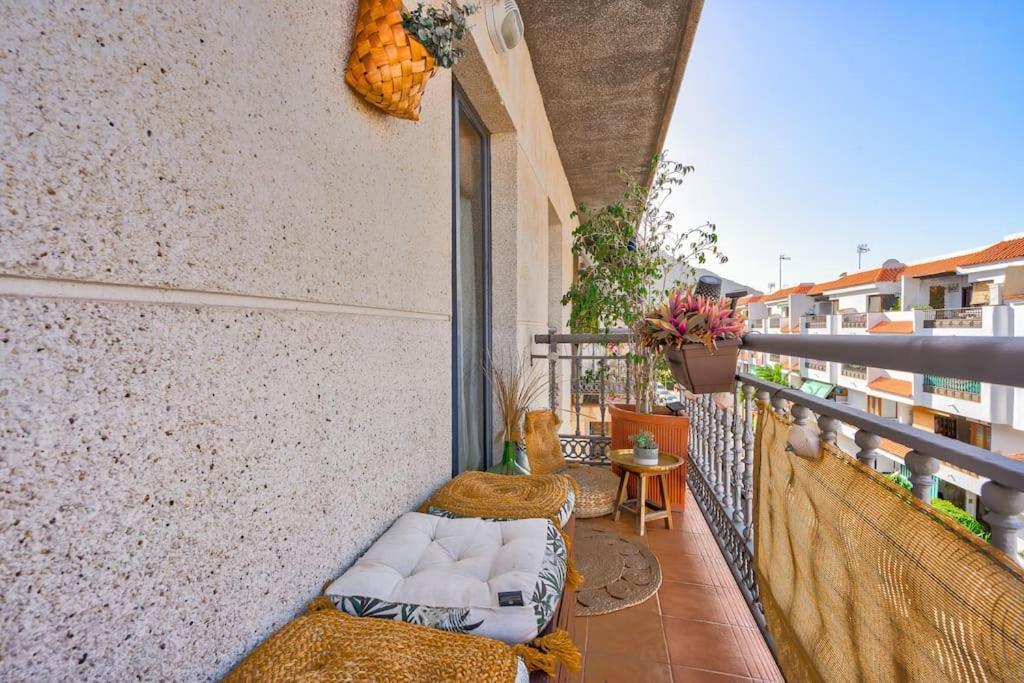 Precioso Semi-atico En Adeje - By Feel Your Holidays Apartment